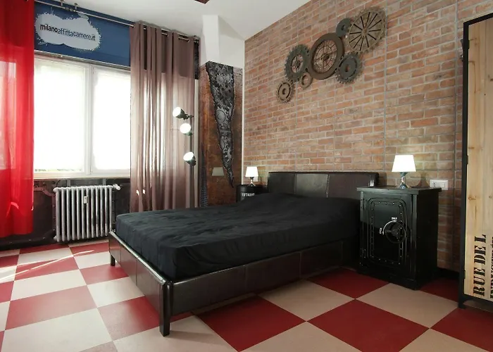 ミラノ アフィッタカメレ